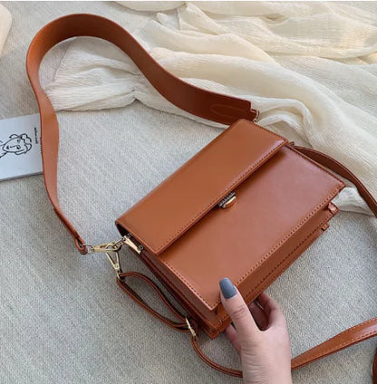 Chic Women's Chain Shoulder Bag - Stylish and Versatile